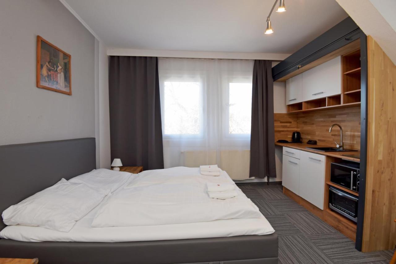 Hotel Zum Gruendle オーバーホーフ エクステリア 写真