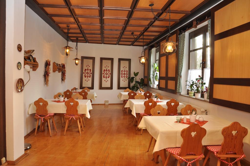 Hotel Zum Gruendle オーバーホーフ エクステリア 写真