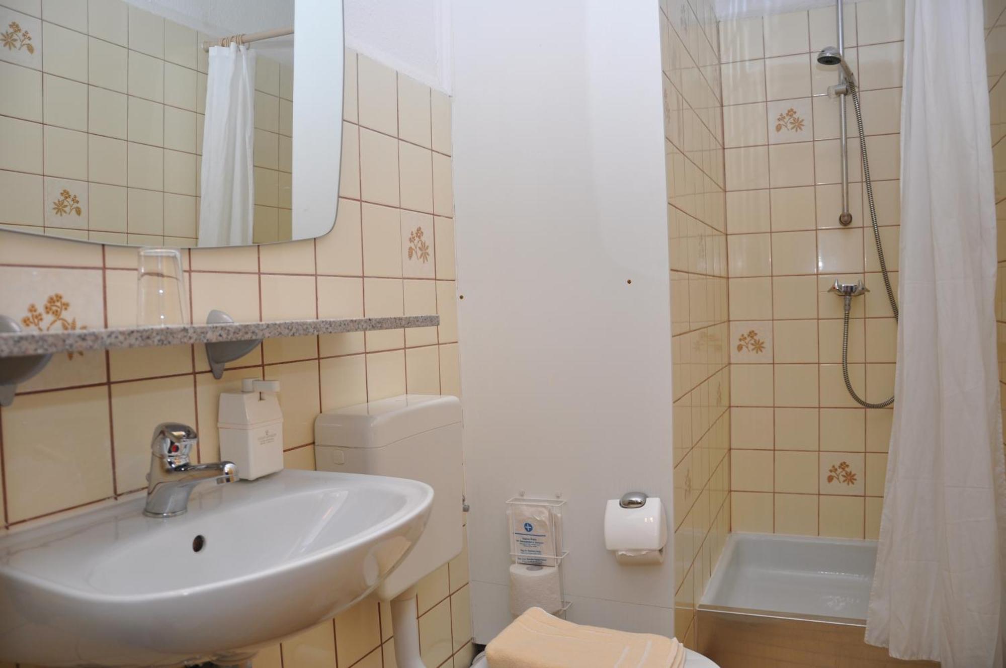 Hotel Zum Gruendle オーバーホーフ 部屋 写真