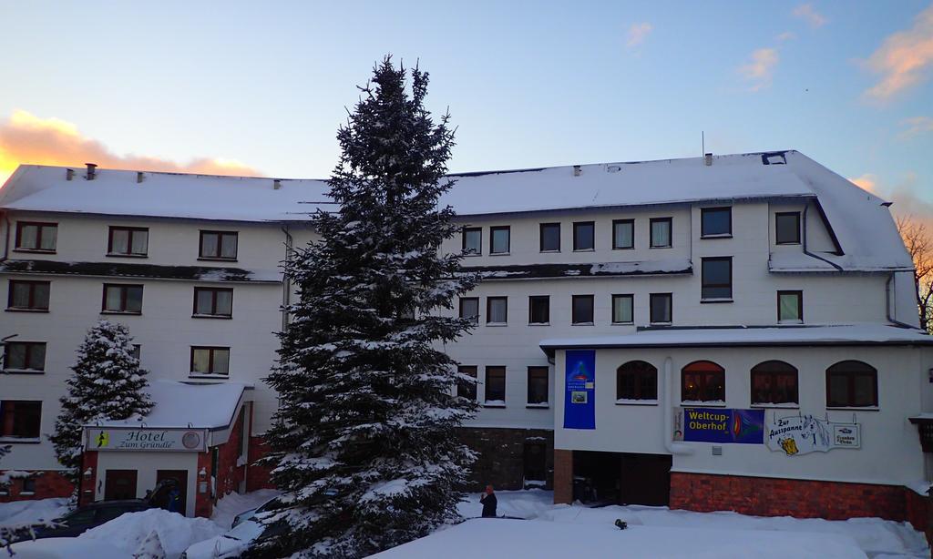 Hotel Zum Gruendle オーバーホーフ エクステリア 写真