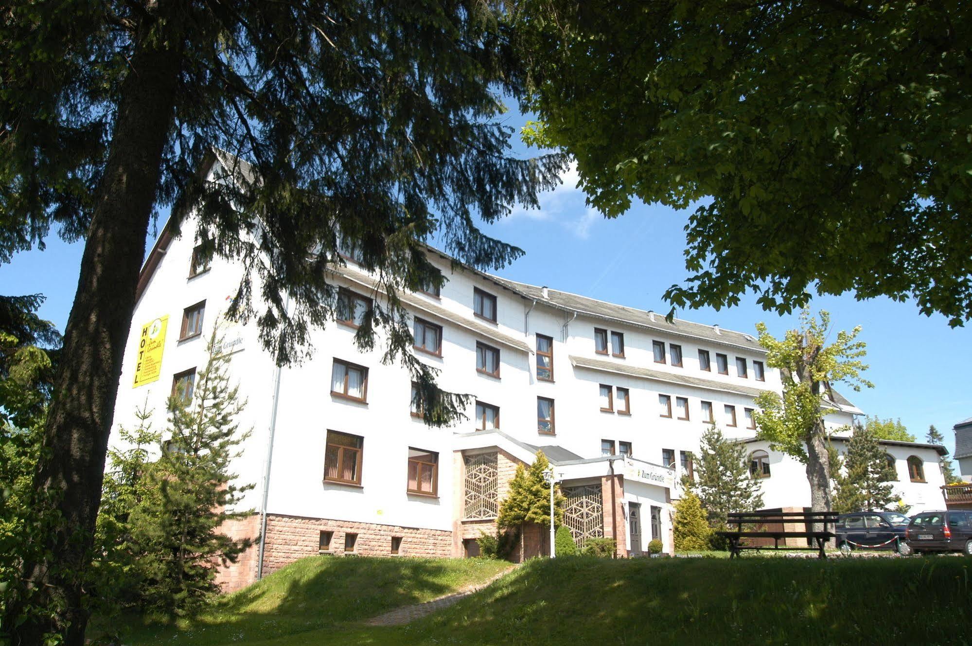 Hotel Zum Gruendle オーバーホーフ エクステリア 写真
